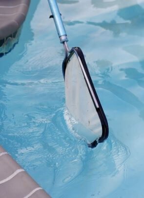 plasa-piscina-25-moduri-unice-in-care-poti-refolosi-dresurile-vechi